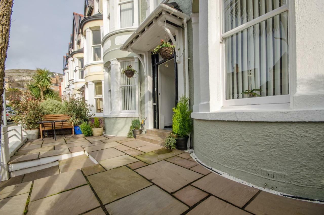 Welsh Cosy Apartments Llandudno Esterno foto
